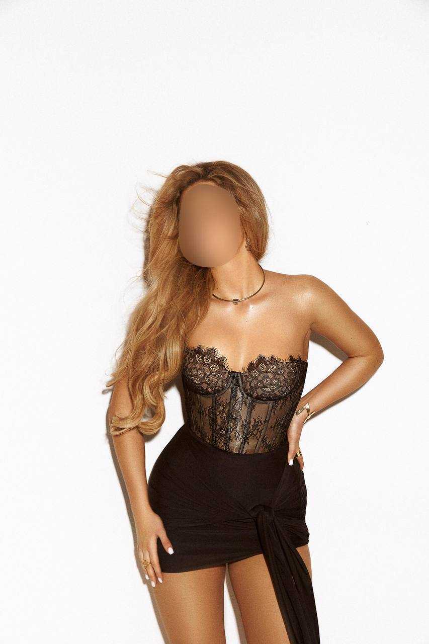 Ariella VIP